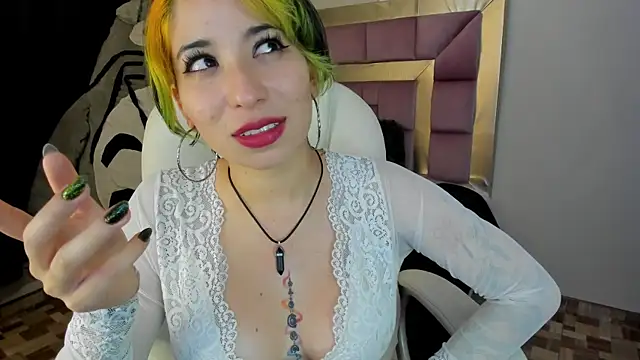 Laughing Naty online show from 12/04/24, 07:50