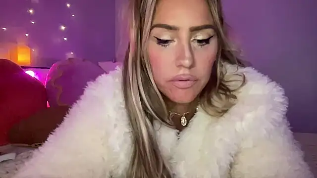 Fitnessbabe69 online show from 12/27/24, 08:07