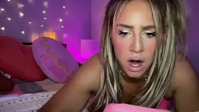 Fitnessbabe69 online show from 12/29/24, 12:12