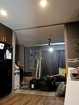 Snapshot of Donglong80 chatting on 10/16/25, 05:36 Donglong80 online show from 10/16/25, 05:36