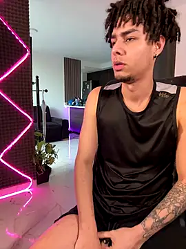 bigryann23 online show from 11/22/25, 10:31