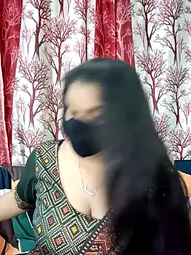 Snapshot of Jasmine_jaaan chatting on 10/13/25, 04:34 Jasmine jaaan online show from 10/13/25, 04:34