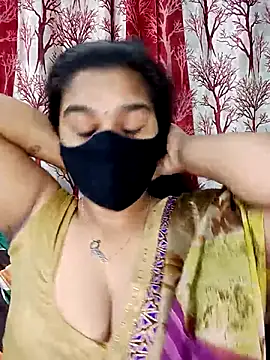 Snapshot of Jasmine_jaaan chatting on 10/14/25, 04:35 Jasmine jaaan online show from 10/14/25, 04:35