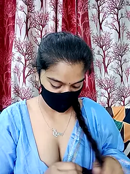 Snapshot of Jasmine_jaaan chatting on 10/15/25, 04:34 Jasmine jaaan online show from 10/15/25, 04:34